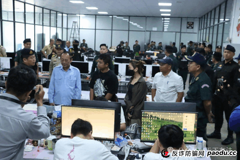 场面震撼！柬埔寨电诈园区上演集体大逃亡！